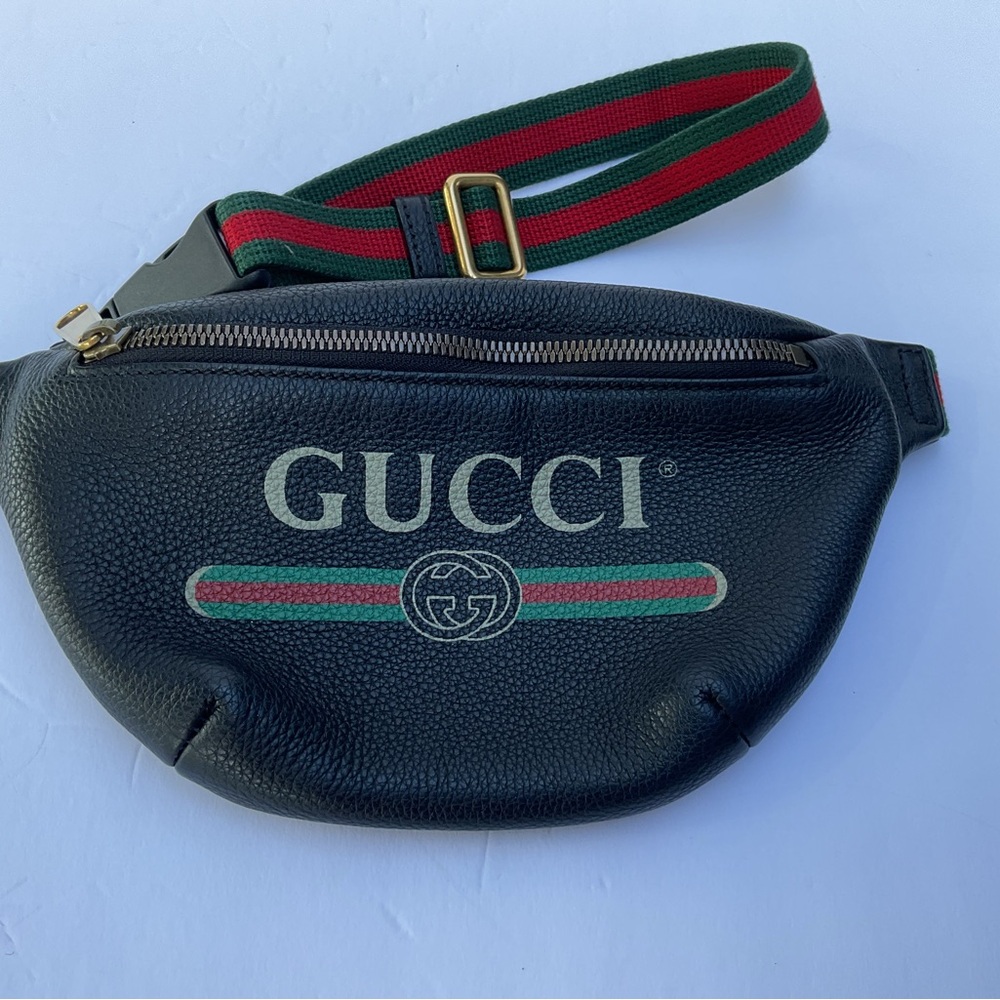 Gucci  SOLD SOLD